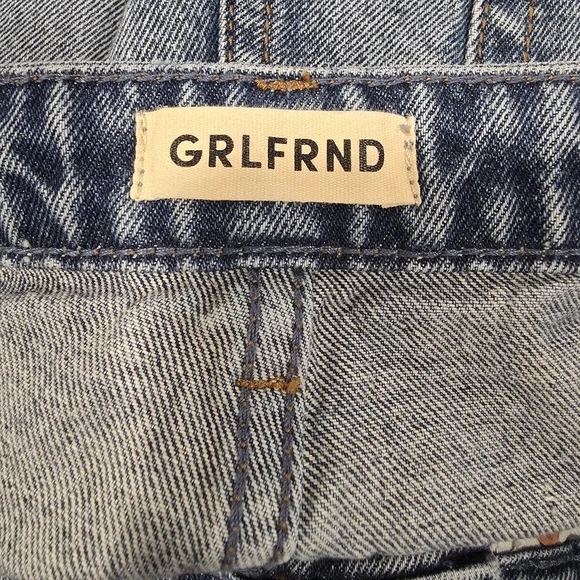 GRLFRND The Sara Super High Rise Slim Straight Jeans in Wave Hill - Picture 8 of 10